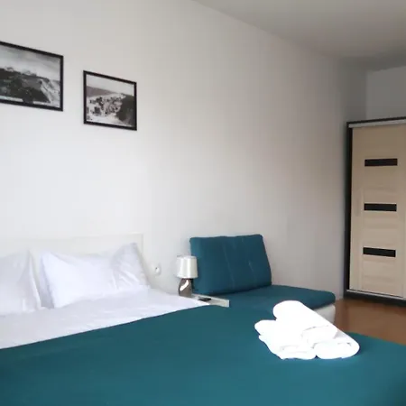 Проживание в семье La Mare *