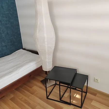 Проживание в семье La Mare *