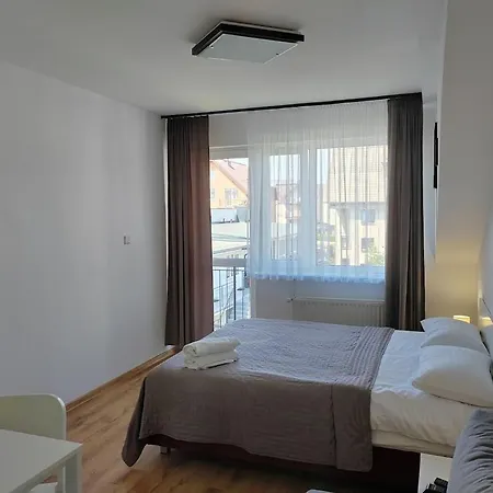 Проживание в семье La Mare